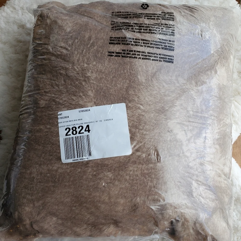 Bundle of 2! Anthropologie Aleksi Faux Fur Pillows - Sable